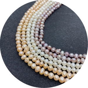 Perles d'eau douce naturelles en blanc, rose et violet pour création de bijoux