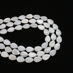 Natural white mother of pearl crescent moon shaped loose beads for DIY jewelry making
