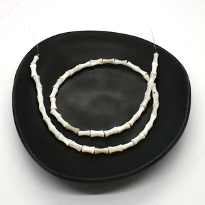Natuurlijke witte schelp kralen in bamboevorm met parelmoerglans voor DIY sieraden