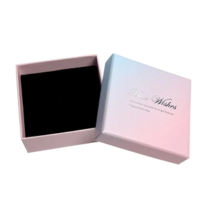 Elegante scatola quadrata per gioielli con sfumatura blu-rosa e stampa Best Wishes argento