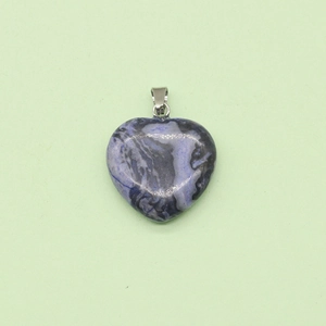 Herzanhänger aus Naturstein mit blauer Marmorierung und silberner Metallschließe