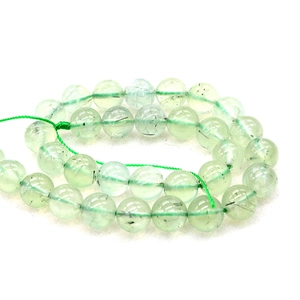 Perle rotonde di Prehnite verde chiaro naturale con inclusioni nere per gioielli fai da te