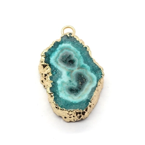 Irregular green druzy geode crystal pendant with gold electroplated edge and ring