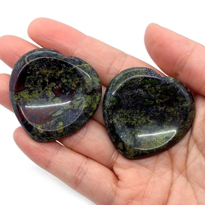 Handheld heart-shaped dragon blood stone thumb stone for massage and stress relief