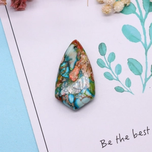 Bladvormige synthetische turquoise hanger met kleurrijk steenmozaïek en een boorgat