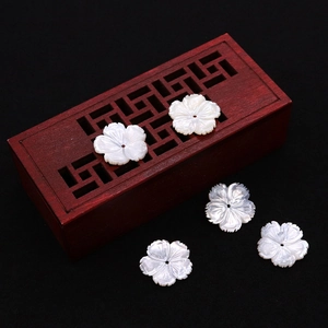 Pendenti in madreperla naturale a forma di fiore per creazione gioielli set da 5