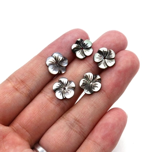 Perles de fleurs en nacre noire naturelle pour la fabrication de bijoux DIY, 5 pièces