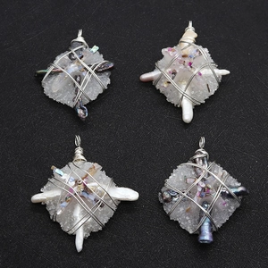 Set di ciondoli in perle d'acqua dolce e resina con filo d'argento per gioielli fai da te