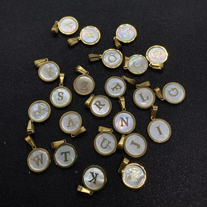 Lot de 26 pendentifs ronds en nacre naturelle avec cadre doré pour bijoux DIY