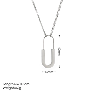 Details mit Maßen der U-förmigen Halskette aus Edelstahl, Anhängergröße 40 mm