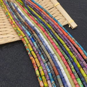 Perles cylindriques en pierre impériale 4x13mm aux motifs colorés variés