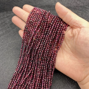 Polierte dunkelrote Granat Facettenperlen für DIY Schmuckherstellung und Armbänder