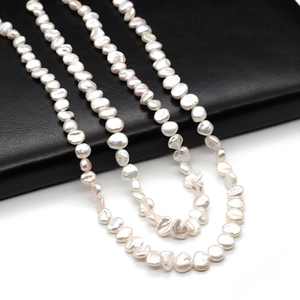 Collier de perles d'eau douce baroques naturelles 8-9mm avec haute brillance et formes pétales