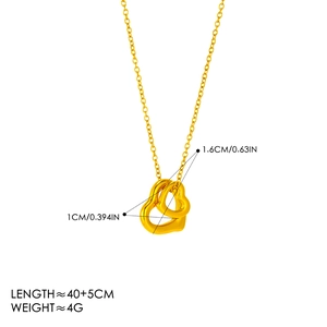 Detailansicht der ineinandergreifenden Goldherz-Anhänger mit Maßen 1,6cm und 1,0cm