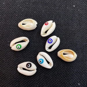 Natural conch shell beads with evil eye pattern for DIY bohemian jewelry making