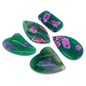 Set of five natural agate stone pendants in green and purple with pre-drilled holes