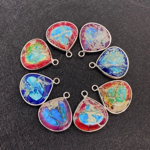 Colgante de Gota de Piedra Natural Turquesa Envuelto en Aleación Forma de Pera Dijes de Gemas Multicolores para Creación de Joyas DIY