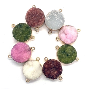 Natuurlijke ronde druzy steen connectoren met vergulde rand voor DIY sieraden maken