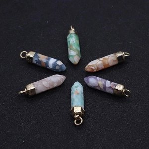 Natuursteen Zeshoekige Kolom Hanger Alleen Hanger Zonder Ketting Met Gouden Kap Voor DIY Sieraden Maken Voor Vrouwen Mannen