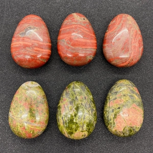 Natürliche Unakit Roter Jaspis Tropfensteine Polierte Edelstein Eier Für DIY Schmuckherstellung Meditation Heilsteine Handsteine