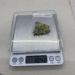 Λεπτομερής μέτρηση βάρους 10,42g για χρυσή αλυσίδα με μπλε χάντρες από φυσική πέτρα