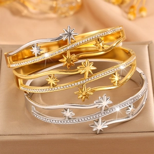 Bracelets de luxe en acier inoxydable avec étoiles et zircons en finitions or et argent