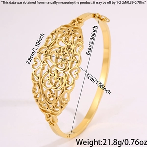 Parametri dettagliati delle dimensioni del bracciale rigido dorato in acciaio a cuore