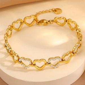 Elegant gold-plated heart-shaped link bracelet with sparkling cubic zirconia for women