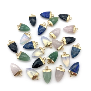 Piedra Natural Facetado Punta de Flecha Colgante Aventurina Verde Lapislázuli Cuarzo Rosa DIY Accesorios de Joyería para Mujeres Hombres