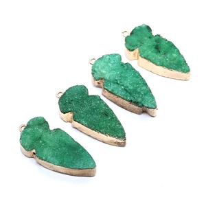 Pijlpunt hangers van groene agaat met goudkleurige randen voor DIY sieraden accessoires