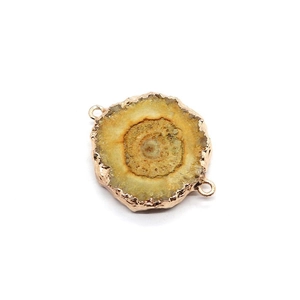 Unregelmäßiger Naturstein Anhänger mit Roségold-Fassung und zwei Ösen für DIY-Schmuck