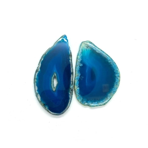 Lot de deux pendentifs en agate bleue naturelle avec cœur en quartz et trous pré-percés
