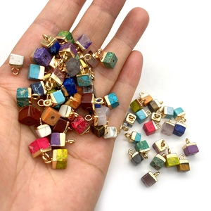 Colgantes de cubo de Piedra Imperial de 5x10mm con aros dorados para joyas DIY
