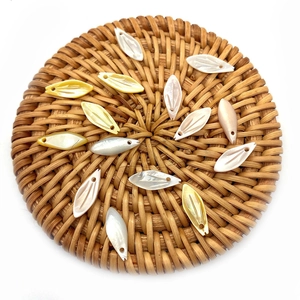 Natural leaf-shaped mother of pearl shell beads with drill holes for DIY jewelry making