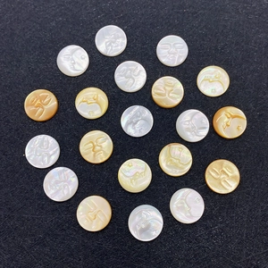 Natürliche Muschel 15mm Sonne und Mond geschnitzte Perlen für DIY Schmuckherstellung