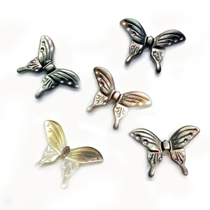 Perles papillon en nacre naturelle multicolore pour la création de bijoux DIY