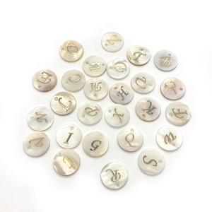 15mm natural shell round beads with gold alphabet letters for DIY jewelry making