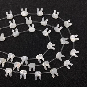 Natural white shell rabbit-shaped loose beads with iridescent pearl luster for DIY jewelry