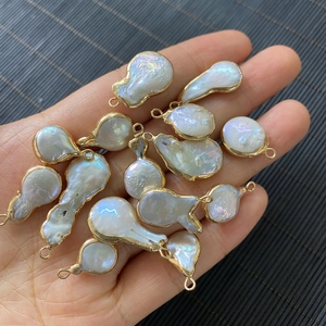 Colgantes de perlas naturales de agua dulce barrocas con bordes dorados para joyas DIY