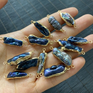 Connecteurs baroques en perles d'eau douce irisées avec bordure dorée pour bijoux DIY