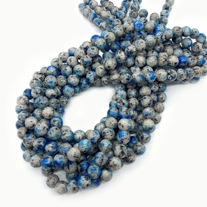 Fili di perle tonde in diaspro K2 naturale con macchie blu per la creazione di gioielli