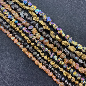 Unregelmäßige Natursteinperlen in Gold und Grau für DIY-Schmuckherstellung