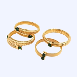 Vintage Stainless Steel Tubogas Bangle For Women Gold Plated Green Rhinestone Inlaid Elastic Spiral Snake Bracelet Jewelry Gift