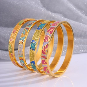 Vintage vergulde roestvrijstalen emaille armbanden set met kleurrijke bloemenpatronen