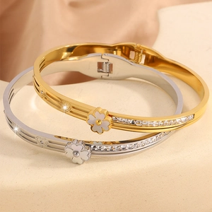 Bracelets trèfle élégants en acier titane avec cristaux en finitions or et argent