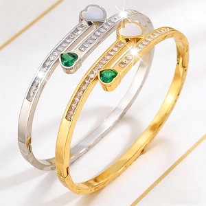Fashion Heart Zircon Titanium Steel Bracelet For Women Emerald Green Gem White Mother Of Artificial Pearl Inlaid Elegant Bangle Jewelry