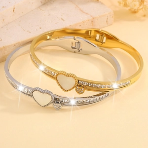 Bangles élégants en forme de cœur or et argent avec cristaux et ouverture réglable