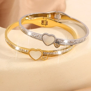 Bracelets coeur en acier inoxydable avec cristaux en finitions dorée et argentée