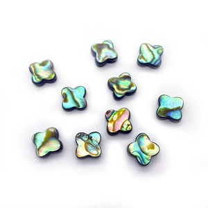 Macro di 10 perline in conchiglia di abalone a forma di quadrifoglio per gioielli
