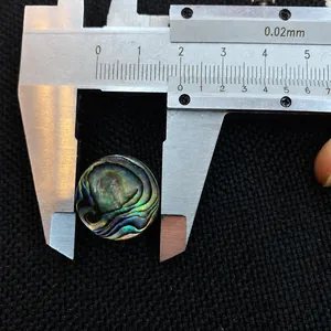 Medición de precisión de incrustación redonda de abulón de 18mm para joyería DIY